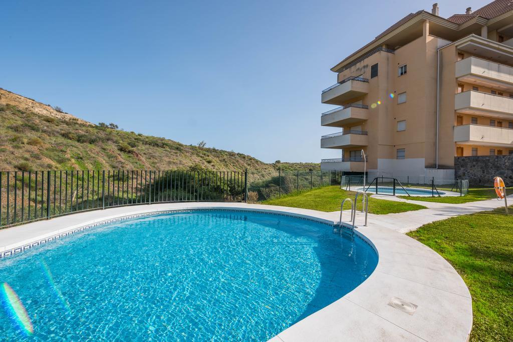 Carvajal Luxury Apartments - Free Parking Fuengirola Eksteriør billede