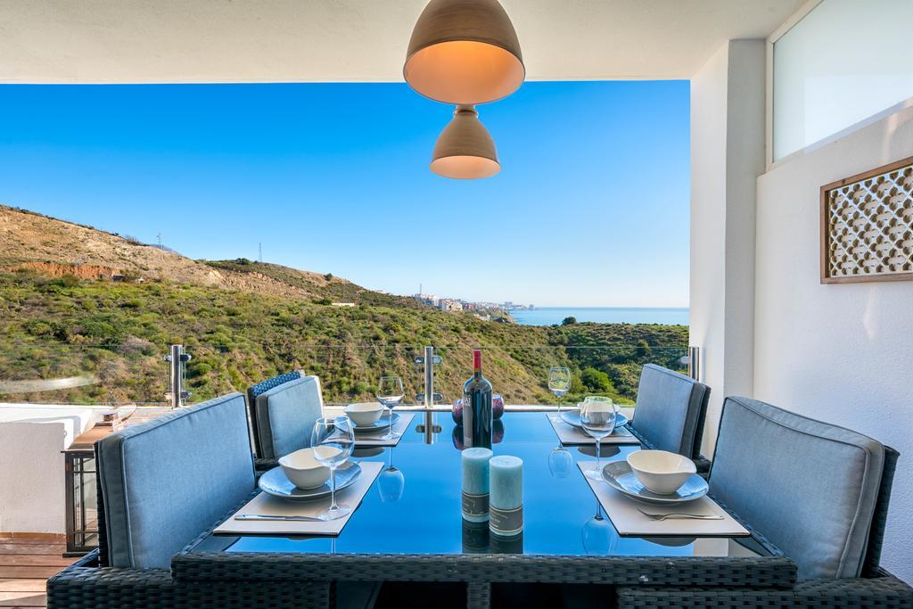 Carvajal Luxury Apartments - Free Parking Fuengirola Eksteriør billede